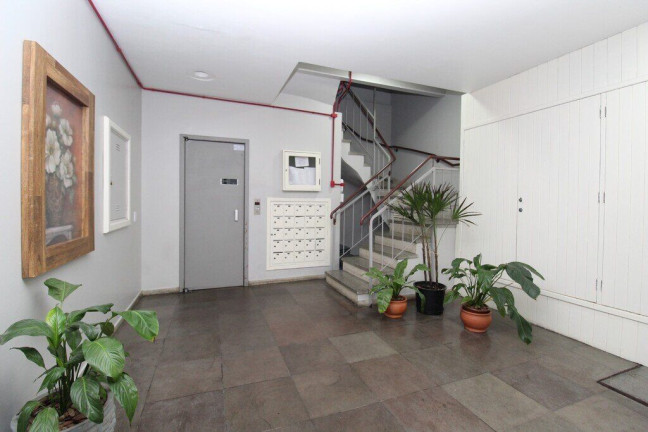 Imagem Apartamento com 1 Quarto à Venda, 40 m² em Santa Cecília - Porto Alegre Imagem Apartamento com 1 Quarto à Venda, 40 m² em Santa Cecília - Porto Alegre