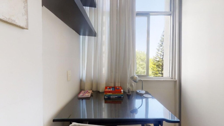 Imagem Imóvel com 2 Quartos à Venda, 75 m² em Lagoa - Rio De Janeiro Imagem Imóvel com 2 Quartos à Venda, 75 m² em Lagoa - Rio De Janeiro