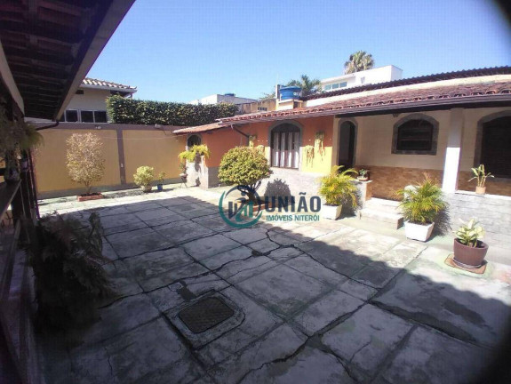 Imagem Casa com 4 Quartos à Venda, 250 m² em Itaipu - Niterói