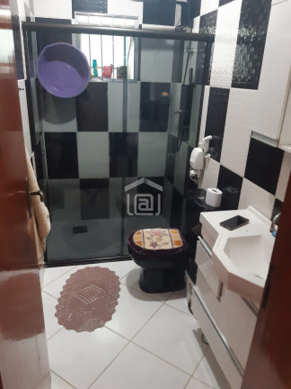 Imagem Casa com 4 Quartos à Venda, 129 m² em Jardim Kennedy - Poços De Caldas
