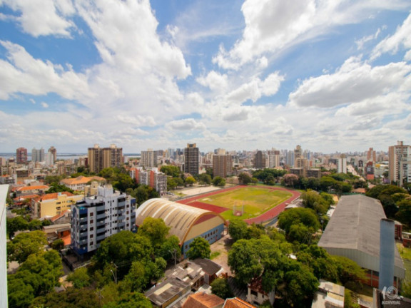 Imagem Imóvel com 3 Quartos à Venda, 211 m² em Menino Deus - Porto Alegre Imagem Imóvel com 3 Quartos à Venda, 211 m² em Menino Deus - Porto Alegre