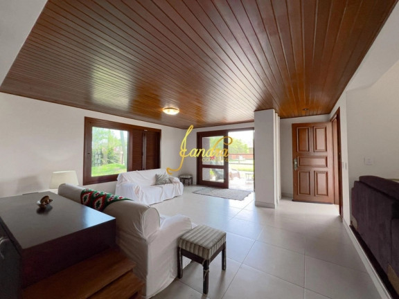 Imagem Sobrado com 4 Quartos à Venda, 350 m² em Centro - Xangri-la