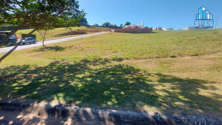 Terreno à Venda, 925 m² em Condomínio Santa Isabel - Louveira