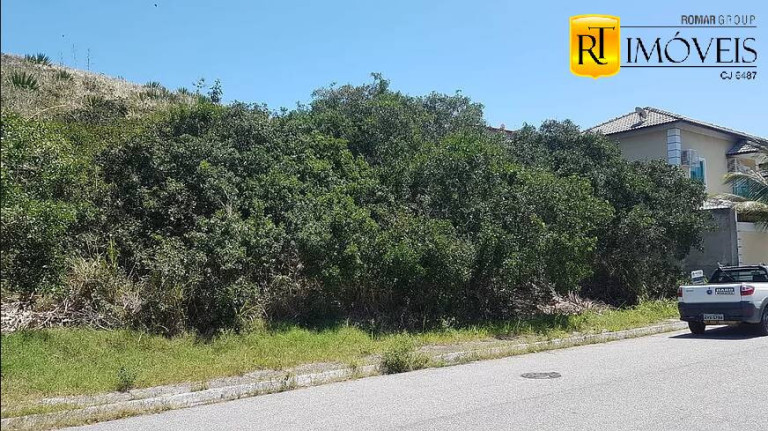 Terreno à Venda, 750 m² em Peró - Cabo Frio