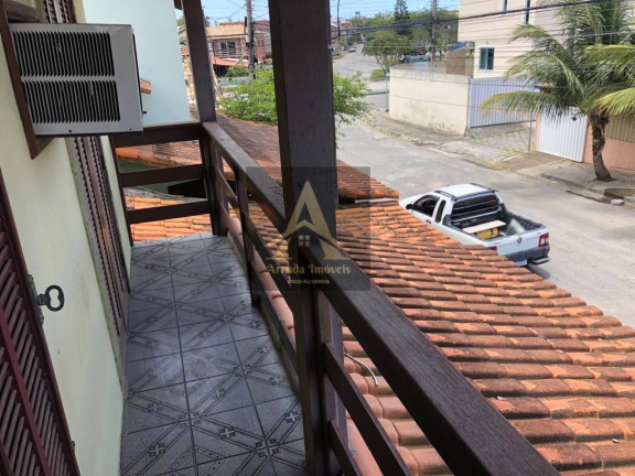 Imagem Casa com 3 Quartos à Venda, 
