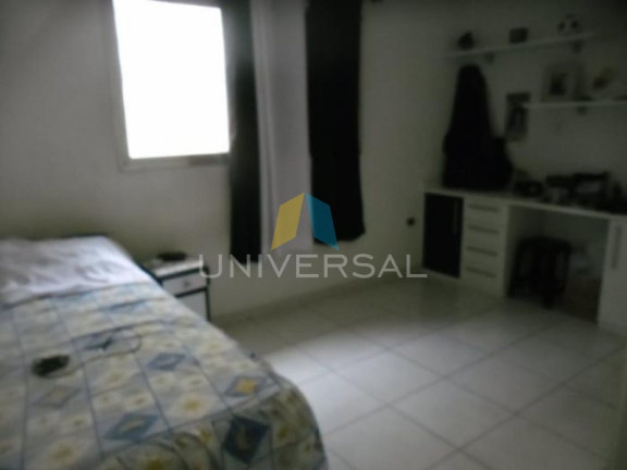 Sobrado com 4 Quartos à Venda, 220 m² em Burgo Paulista - Sao Paulo