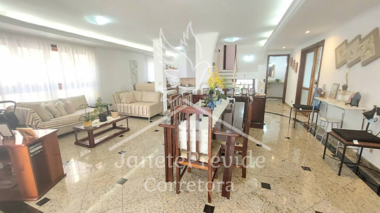 Casa de Condomínio com 4 Quartos à Venda, 385 m² em Alphaville - Santana De Parnaíba