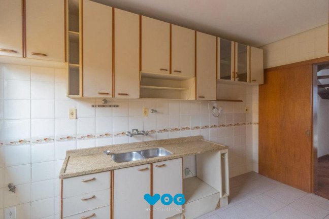 Imagem Imóvel com 3 Quartos à Venda, 225 m² em Petrópolis - Porto Alegre Imagem Imóvel com 3 Quartos à Venda, 225 m² em Petrópolis - Porto Alegre