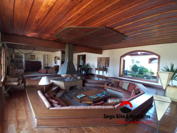 Imagem Casa com 6 Quartos à Venda, 10.000 m² em Vila Iara - Campos Do Jordão