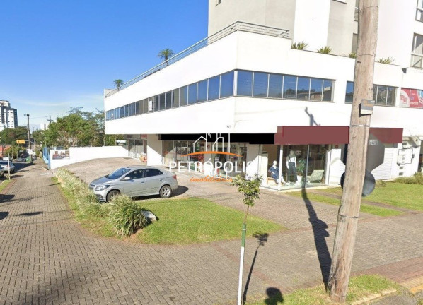 Sala Comercial à Venda, 100 m² em Panazzolo - Caxias Do Sul