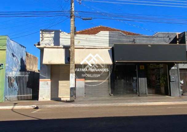 Casa com 3 Quartos à Venda, 255 m² em Centro - Sertanópolis