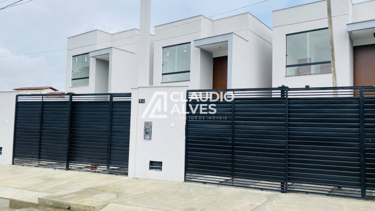 Casa com 3 Quartos à Venda, 200 m² em Sim - Feira De Santana