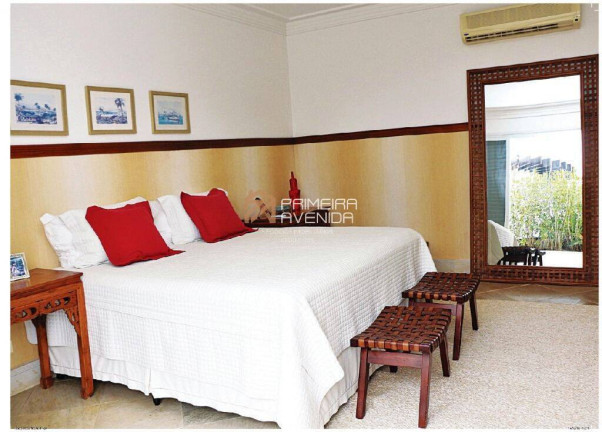 Imagem Casa com 6 Quartos à Venda, 573 m² em Massaguaçu - Caraguatatuba Imagem Casa com 6 Quartos à Venda, 573 m² em Massaguaçu - Caraguatatuba