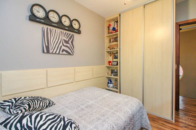 Imagem Casa com 4 Quartos à Venda, 321 m² em Vila Assunção - Porto Alegre Imagem Casa com 4 Quartos à Venda, 321 m² em Vila Assunção - Porto Alegre