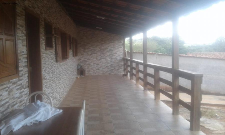 Imagem Casa com 2 Quartos à Venda, 85 m² em Planalto - Mateus Leme