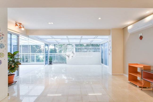 Imagem Apartamento com 1 Quarto à Venda, 126 m² em Jardim Das Acácias - São Paulo