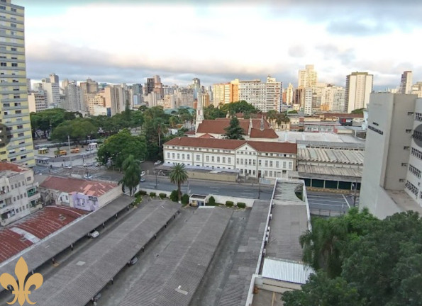 Imagem Imóvel com 1 Quarto à Venda, 33 m² em Centro - Curitiba Imagem Imóvel com 1 Quarto à Venda, 33 m² em Centro - Curitiba
