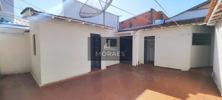 Imagem Casa com 5 Quartos à Venda, 270 m² em Centro - Botucatu