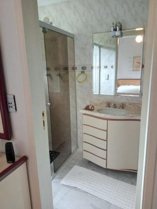 Imagem Apartamento com 4 Quartos à Venda, 230 m² em Pitangueiras - Guarujá