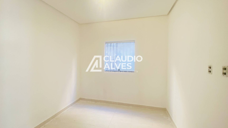 Imagem Casa com 5 Quartos à Venda, 300 m² em Conceição - Feira De Santana