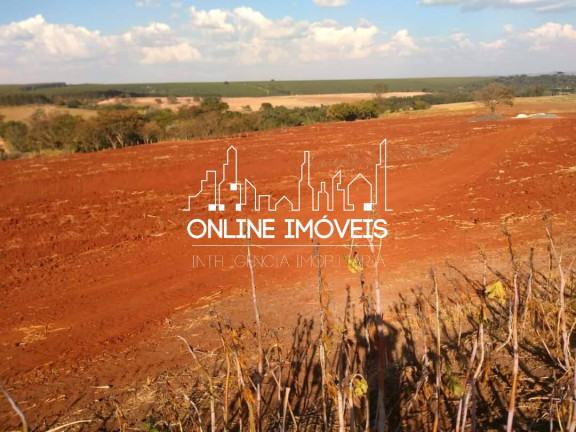 Chácara à Venda, 56 m² em Itapira