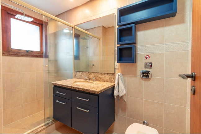 Imagem Cobertura com 4 Quartos à Venda, 330 m² em Petrópolis - Porto Alegre Imagem Cobertura com 4 Quartos à Venda, 330 m² em Petrópolis - Porto Alegre