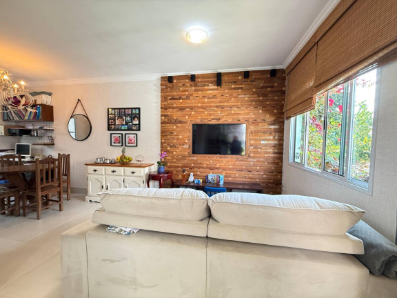 Imagem Casa com 3 Quartos à Venda, em Cotia Imagem Casa com 3 Quartos à Venda, em Cotia