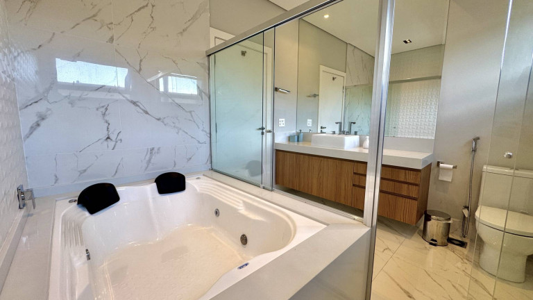 Imagem Casa com 4 Quartos à Venda, 457 m² em Tamboré - Santana De Parnaíba Imagem Casa com 4 Quartos à Venda, 457 m² em Tamboré - Santana De Parnaíba