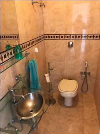 Imagem Casa com 6 Quartos à Venda, 440 m² em Cavaleiros - Macaé