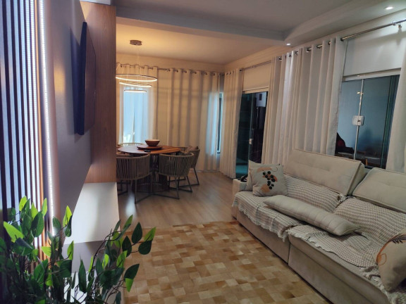 Imagem Casa com 3 Quartos à Venda, 212 m² em Jardim Bela Vista - Arapongas Imagem Casa com 3 Quartos à Venda, 212 m² em Jardim Bela Vista - Arapongas