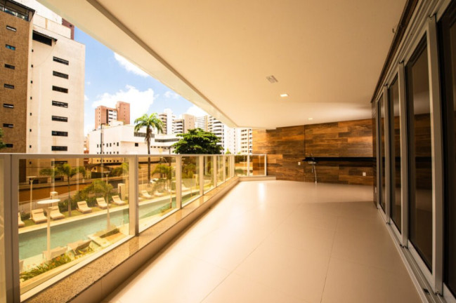 Imagem Apartamento com 4 Quartos à Venda, 230 m² em Meireles - Fortaleza