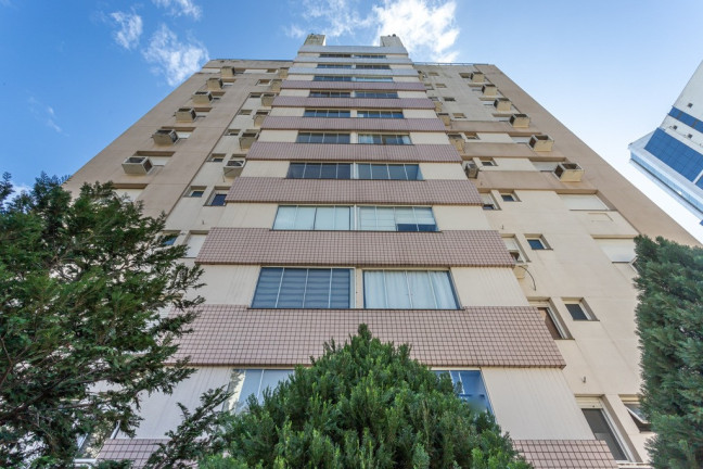 Imagem Cobertura com 3 Quartos à Venda, 240 m² em Chácara Das Pedras - Porto Alegre Imagem Cobertura com 3 Quartos à Venda, 240 m² em Chácara Das Pedras - Porto Alegre