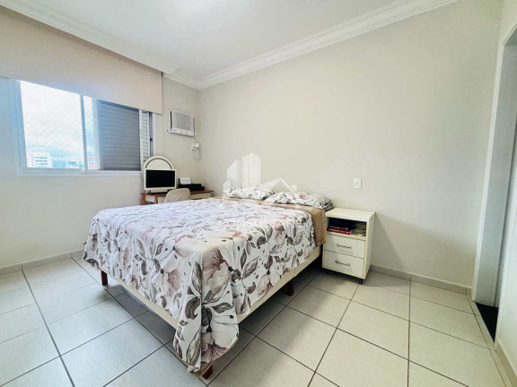 Imagem Apartamento com 2 Quartos à Venda, 90 m² em Embaré - Santos