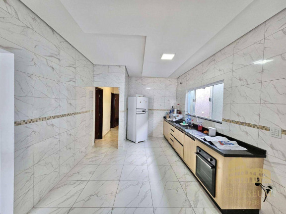 Imagem Casa com 3 Quartos à Venda, 250 m² em Solemar - Praia Grande