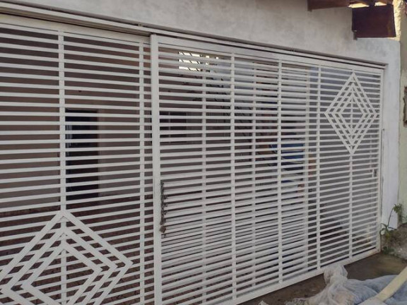 Imagem Casa com 2 Quartos à Venda, 185 m² em Jardim Bonsucesso - Sorocaba Imagem Casa com 2 Quartos à Venda, 185 m² em Jardim Bonsucesso - Sorocaba