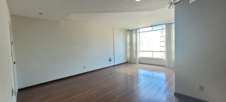 Apartamento com 3 Quartos à Venda, 156 m² em Centro - Campinas