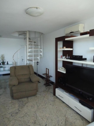 Imagem Cobertura com 4 Quartos para Alugar, 250 m² em Ingá - Niterói
