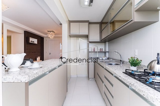 Imagem Apartamento com 2 Quartos à Venda, 60 m² em Capão Raso - Curitiba Imagem Apartamento com 2 Quartos à Venda, 60 m² em Capão Raso - Curitiba