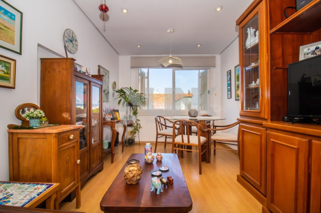 Imagem Apartamento com 1 Quarto à Venda, 58 m² em Bom Fim - Porto Alegre