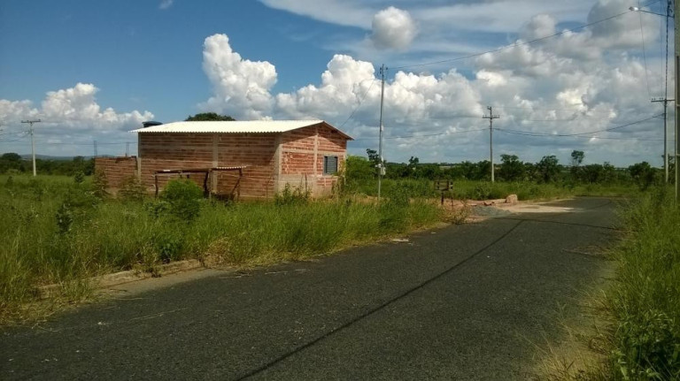 Imóvel à Venda, 360 m² em Centro - Caldas Novas