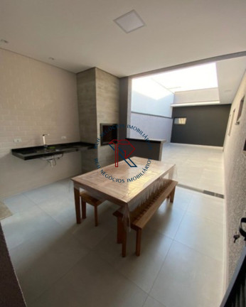 Imagem Casa com 3 Quartos à Venda, 130 m² em Wanel Ville - Sorocaba Imagem Casa com 3 Quartos à Venda, 130 m² em Wanel Ville - Sorocaba