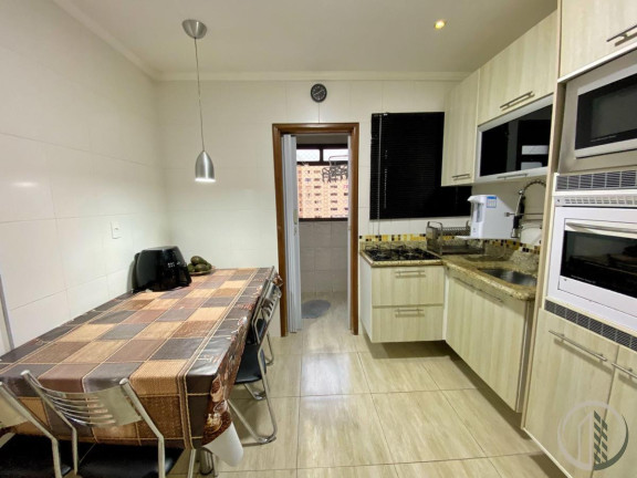Imagem Apartamento com 3 Quartos à Venda, 204 m² em Marapé - Santos
