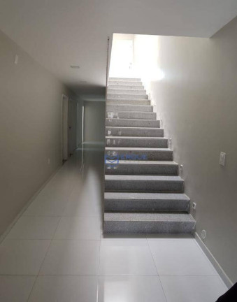 Imagem Edifício Residencial para Alugar, 324 m² em Jardim Das Oliveiras - Fortaleza Imagem Edifício Residencial para Alugar, 324 m² em Jardim Das Oliveiras - Fortaleza