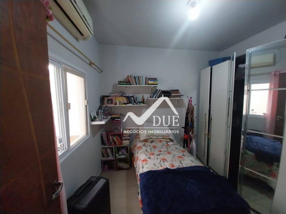 Imagem Casa com 3 Quartos à Venda, 340 m² em Vila Matias - Santos