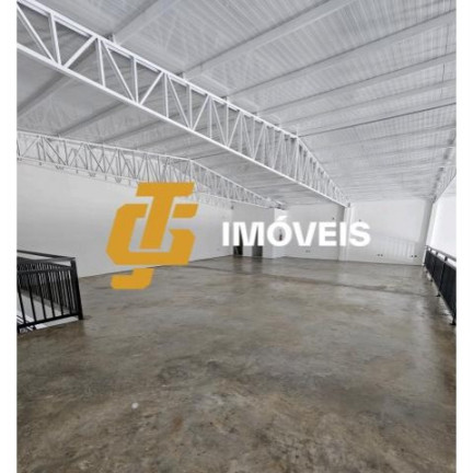 Imagem Galpão à Venda, 632 m² em Rio Pequeno - Camboriú Imagem Galpão à Venda, 632 m² em Rio Pequeno - Camboriú