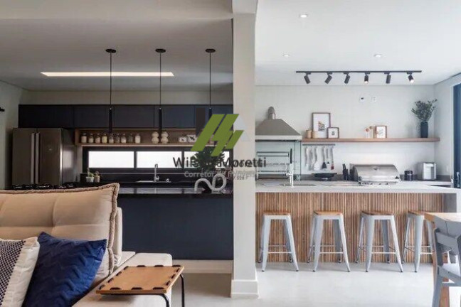 Imagem Casa com 3 Quartos à Venda, 215 m²