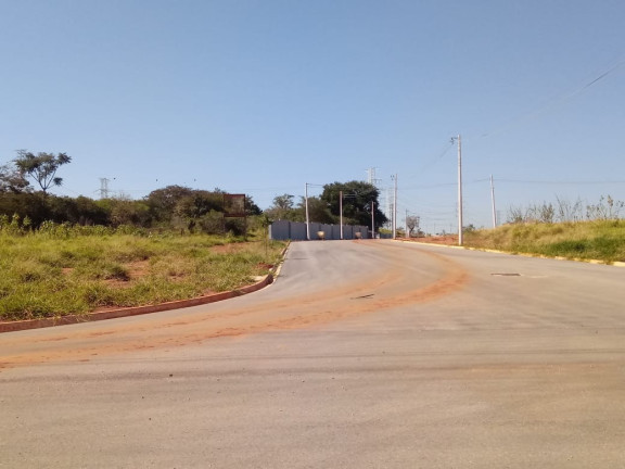 Imagem Terreno à Venda, 1.400 m² em Zona Industrial - Sorocaba Imagem Terreno à Venda, 1.400 m² em Zona Industrial - Sorocaba