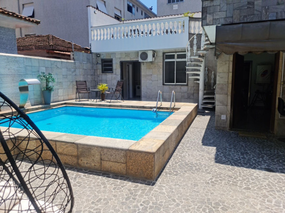 Imagem Casa com 3 Quartos à Venda, 280 m² em Boqueirão - Santos