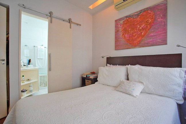 Imagem Apartamento com 2 Quartos à Venda,  em Leblon - Rio De Janeiro