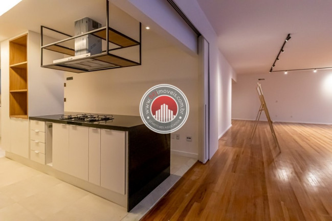 Imagem Apartamento com 4 Quartos à Venda, 330 m² em Copacabana - Rio De Janeiro Imagem Apartamento com 4 Quartos à Venda, 330 m² em Copacabana - Rio De Janeiro